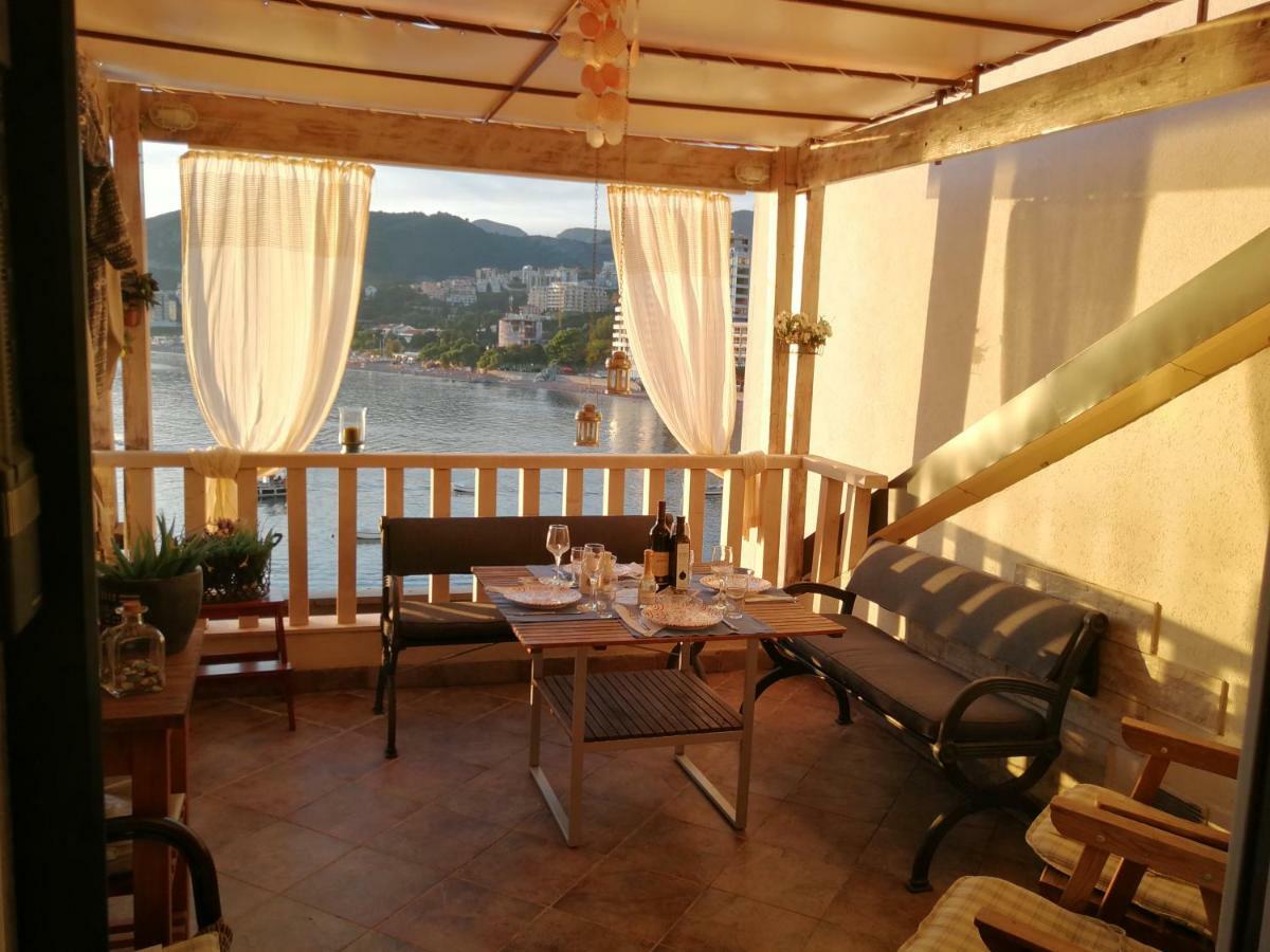 Apartment Paradiso
