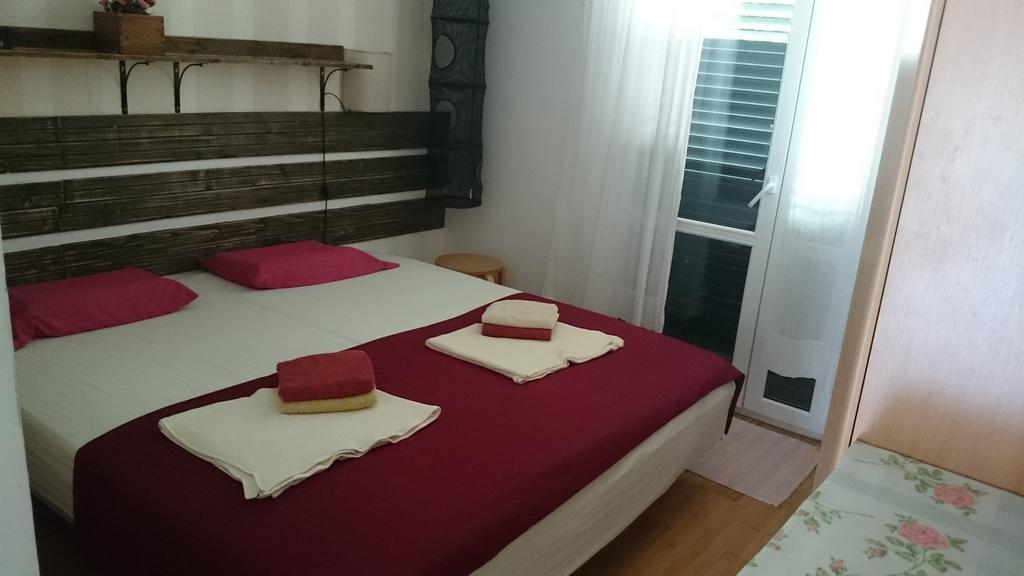 Apartment Paradiso